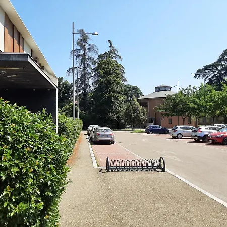 Lägenhet Autodromo Apartment-300 Meters From Enzo E Dino Ferrari